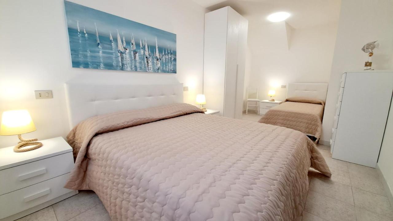Villa Barbara Fra I Pini Lignano Sabbiadoro Exteriör bild